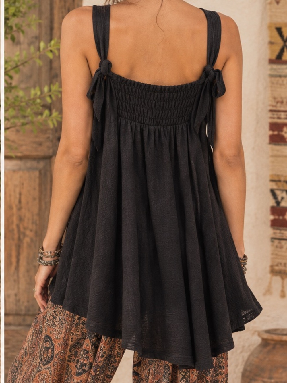 Easel Black High Low Tunic Top Size Small Adjustable Straps